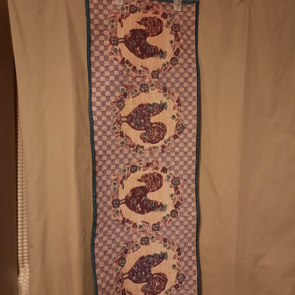 Country Rooster Tapestry Table Runner - Picture 6 of 8